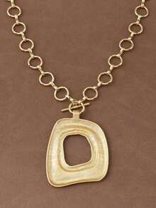 1件装时尚哑光金/银色不对称镂空方形吊坠粗链项链，适合女士日常佩戴，18英寸+2英寸延长链 - 霧面金 - 查看 3