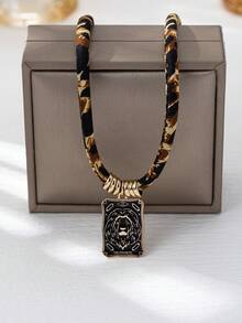 1pc Fashionable Personalized Handpainted Enamel Dark Tarot Card Pendant Necklace, Abstract Pattern Options, Leopard Fabric Creative Necklace, Versatile Accessory For Autumn/Winter Daily Wear