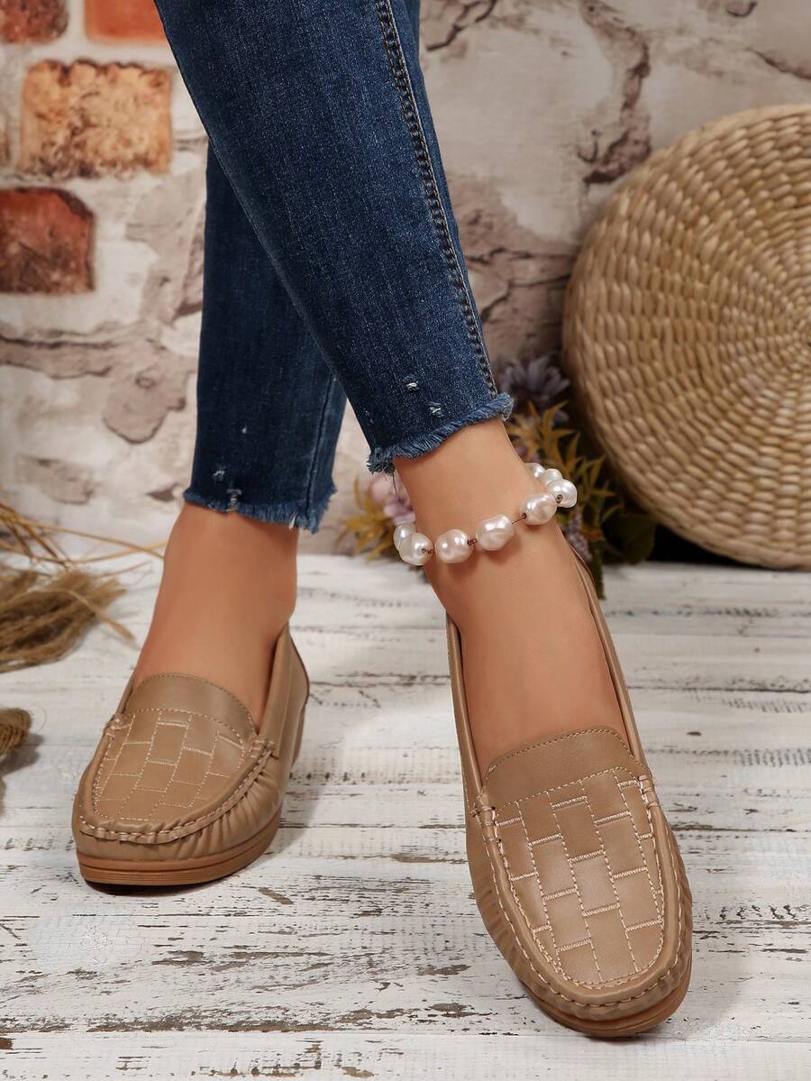 Women's Solid Color Fashion Commuter Basic Loafers, Round Toe Casual Non-Slip Slip-On Shoes, Comfortable Spring/Autumn