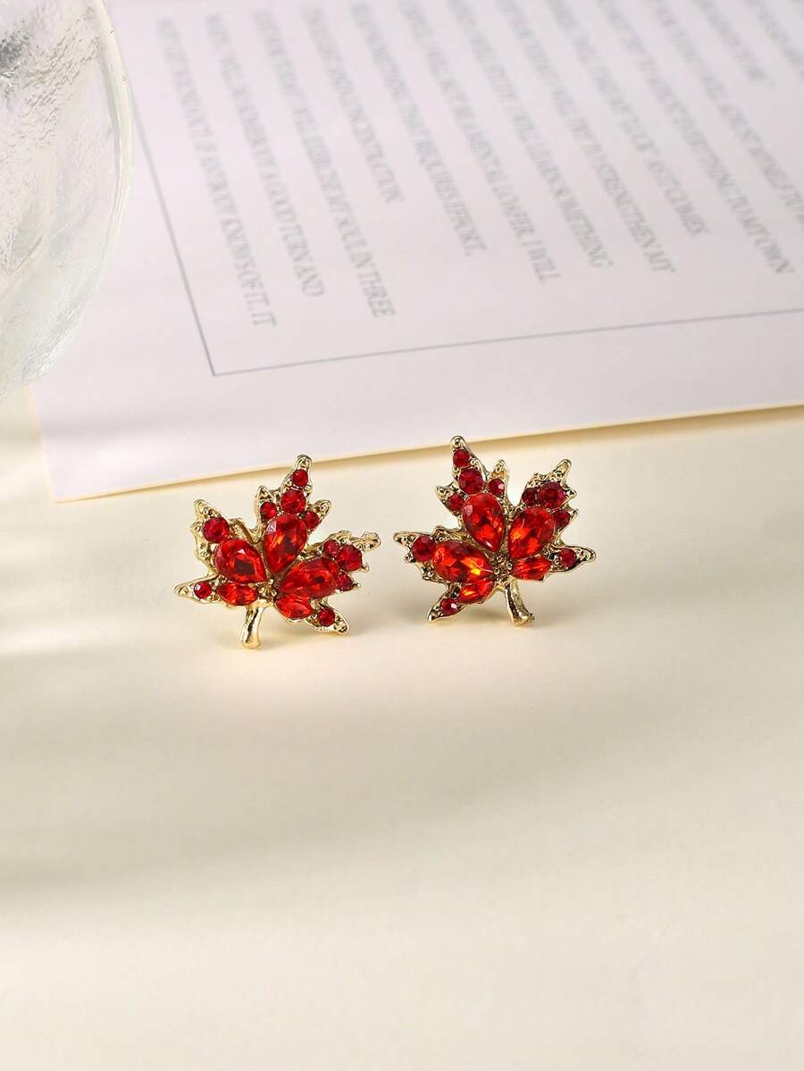 1 Pair Autumn Maple Leaf Vintage Red Elegant Earrings, Sophisticated Design For Daily Wear