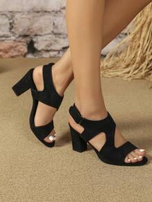 Nowe, modne sandały damskie na wysokim obcasie z 2025 roku, sandały na grubym obcasie z odkrytymi palcami, elegancki zamszowy design, uniwersalne na co dzień, do pracy i na zewnątrz