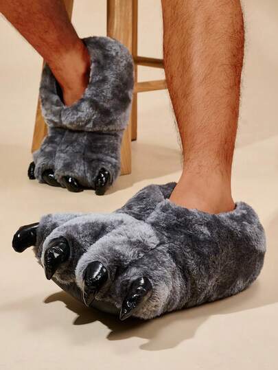 1 paire de pantoufles en peluche amusantes en forme de griffes d'ours 3D pour hommes, chaussures d'intérieur plates noires moelleuses et chaudes, semelle épaisse antidérapante, convient pour la chambre et le port à la maison, accessoire de costume de cosplay original, cadeau parfait pour son anniversaire, Noël, la Saint-Valentin