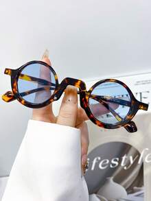 Round Fashionable Fashion Glasses Suitable For Daily, Vacation, And Photography, Halloween - Multicolor - View 11