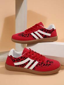 Women's Casual Sneakers, Retro Flat Belt Buckle Design, Low-Top Lace-Up Trainers, Suitable For Daily Wear, All Seasons - Red - View 2