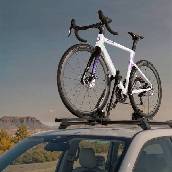 Portabicicletas de techo con capacidad de carga de 15 kg, portabicicletas vertical con sistema de bloqueo segu ro para la mayoría de las barras transversales estándar, portabicicletas vertical para SUV, color negro