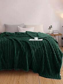 1pc Olive Green Striped Plush Fleece Soft & Cozy Blanket, Suitable For Bedroom & Guest Room, Machine Washable, All Season