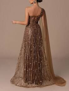 Luxuriöses asymmetrisches Ballkleid mit fließendem Chiffon-Cape und schmalem Taillengürtel, raffiniertes A-Linien-Paillettenkleid mit tiefem Rückenausschnitt und Kreuzriemen-Design sowie ausgestelltem Rock für formelle Abendessen, Hochzeitspartys, Gala-Events, Wohltätigkeitsbälle, elegante Kleider für Frauen