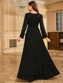 UNITHORSE Vestido de manga larga con cuello redondo y adorno de perlas con abertura lateral - Negro - Ver 2