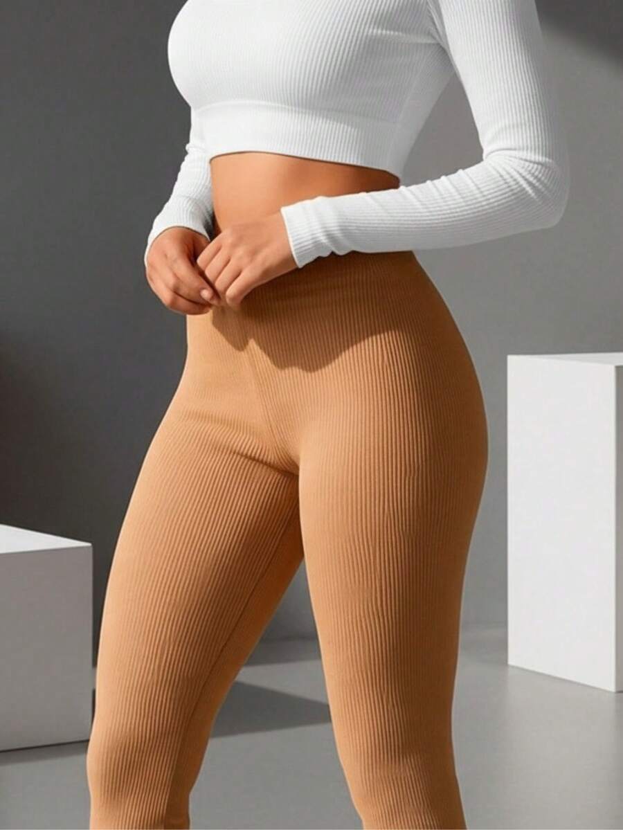Fitness Gym Leggings In Ribbed Knit – High Waist, Seamless And Highly Elastic - Rust Brown - View 1
