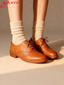 Women's Carved Leather Lace-Up Thick Heeled Single Shoes Brogue Women's Shoes - 駝色 - 查看 2