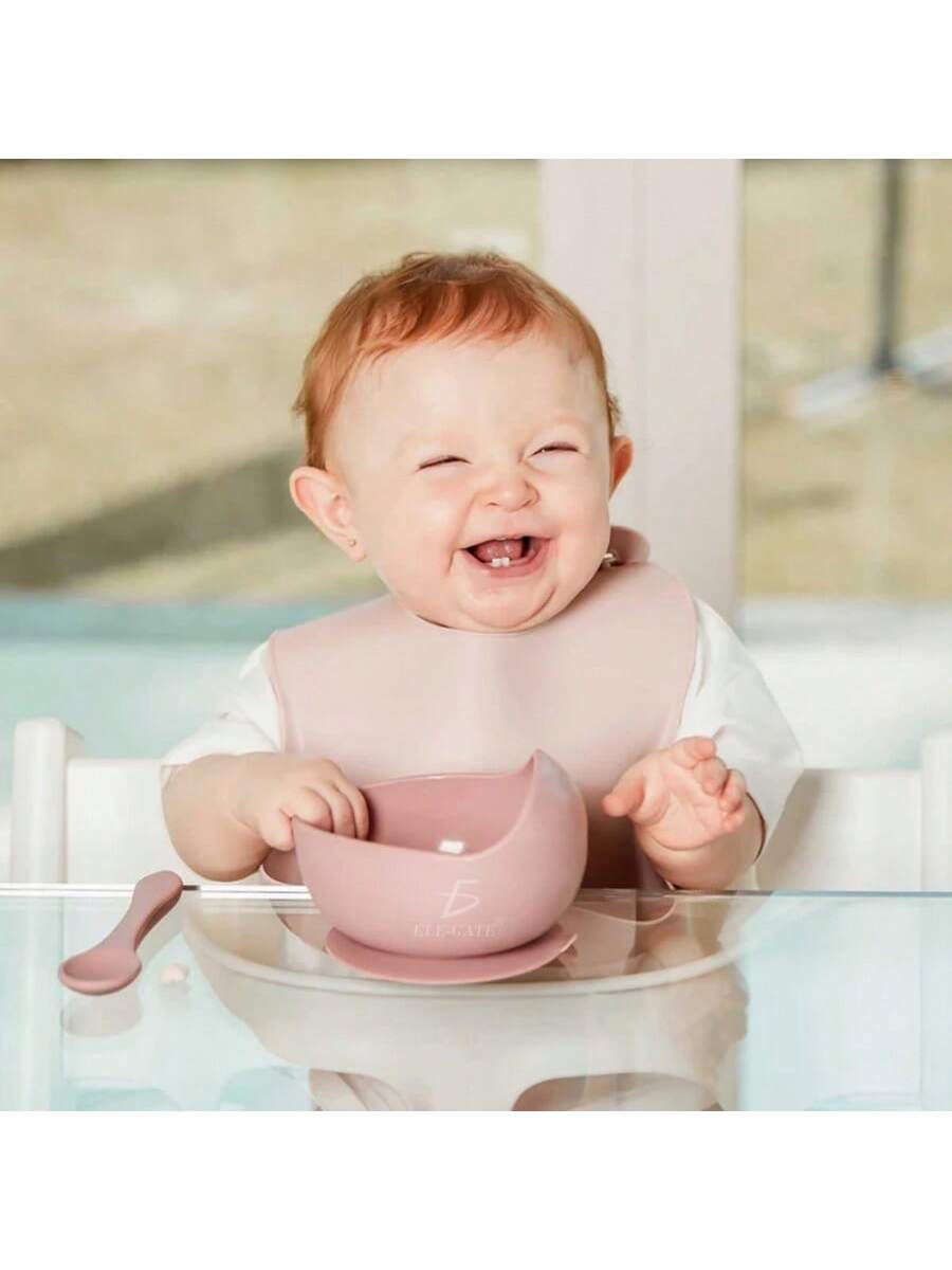 Set de utensilios para alimentar bebé