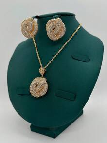 3pcs/Set Gold Knot Shaped Necklace Set. Copper Inlaid Sparkling Cubic Zirconia Elegant Necklace & Earrings Jewelry Set. Suitable For Women's Daily, Party, Banquet Wear. Great Gift For Mother's Day, Valentine's Day