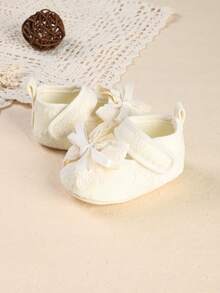 1 Paar Neugeborene Mädchen Einfarbige Stoff Schleife Flache Design Süße Prinzessin Innen-/Außen Vorläufer Schuhe, Geeignet für Frühling/Herbst