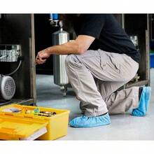 Cubiertas desechables para botas y zapatos, duraderas, resistentes al agua, antideslizantes, noóxicas, reciclables, azules, elásticas - Paquete de 100 extra grandes - Ver 3