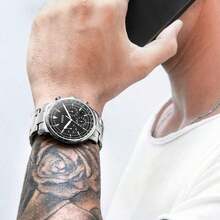 Fossil 44mm Quarzwerk Armbanduhr mit schwarzem Zifferblatt und Silberarmband, Herrenarmbanduhr mit 50 Meter Wasserdichtigkeit FS5412