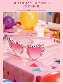 一副粉色心形渐变镜片“生日女王”眼镜，生日派对礼物，女士超级英雄服装配饰 - 彩色 - 查看 3