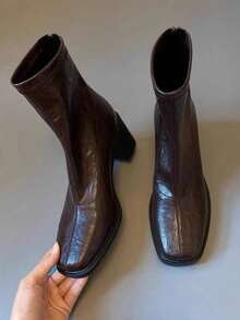 复古粗跟弹力修身踝靴，女式高跟通勤短靴，踝靴和短靴，秋季，秋冬羊毛靴，优雅