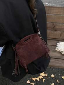 Sac bandoulière vintage mode , sac à bandoulière style bohème, sac carré à franges, rivets et décorations, sac messager décontracté pour les voyages et le quotidien, sacoche de travail portable pour les affaires, petit sac à main à franges