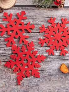 4 piezas Posavasos de fieltro rojo con diseño de copos de nieve navideños, protectores de mesa de comedor resistentes al calor para tazas de café, té y bebidas calientes - Rojo - Ver 5