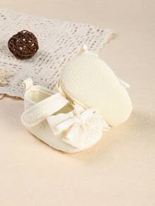 1 Paar Neugeborene Mädchen Einfarbige Stoff Schleife Flache Design Süße Prinzessin Innen-/Außen Vorläufer Schuhe, Geeignet für Frühling/Herbst