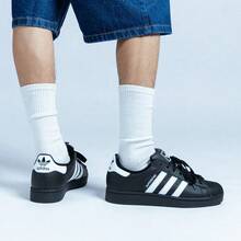 Adidas Zapatillas de skateboarding de puntera de concha de talla única para unisex - Blanco y Negro - Ver 4