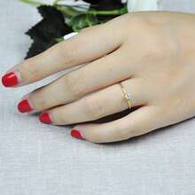 1 pieza Anillo de diseño de piedra redonda minimalista de plata de ley 925, con circonita cúbica brillante, joyería elegante y de alta calidad para mujeres, adecuado para bodas y compromisos