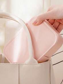 PU Jewelry Storage Box, Travel Jewelry Box, Portable Jewelry Storage Box, Large Capacity Jewelry Storage Box,Multifunctional Double Layer Jewelry Storage Box, Dressing Table Storage Box, Waterproof Large Capacity ,Simple Travel And Home Jewelry Box, Suitable For Necklaces, Earrings, Rings, Bracelets, Portable Travel Jewelry Storage Box, Valentine's Day Gift, Wedding Gift.