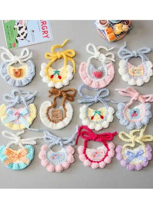 Handgestricktes Katzenkuscheltier Lätzchen, Haustier Schal, süßes Puppenkleidungs-Accessoire Dekoration