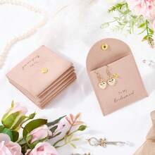 ALQD Jewelry Bags Bridesmaid Gifts Set Of 8 Velvet Small Jewelry Pouch With Button Bracelet Earring Necklace Packaging Bridesmaid Proposal Bags Bridal Party Favors Gifts (Dark Coral Pink) - 淺灰藍色 - 查看 9