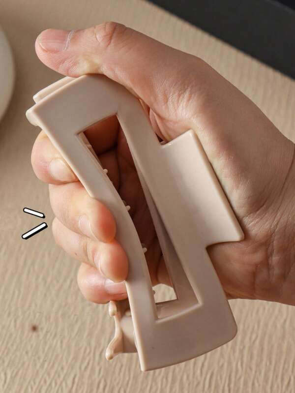 Women's Soft Silicone Rectangular Square Hair Claw Hair Clips, Soft Anti-Collision Protection For Back Of Head, Durable Grip Clips Elegant Hair Accessories Elegant Claw Clip Winter Hair Clutch