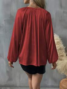 Elegant Women's Shirt, Loose V-Neck Faux Silk Satin Shirt, Balloon Sleeves And Ruched - Rojo - Ver 11