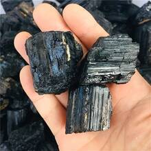 3 件天然黑色电气石 - 具有锋利边缘和光滑表面的真正矿物标本、波西米亚家居装饰、万圣节/圣诞节水晶礼物、DIY 珠宝制作、精神装饰、接地石收藏 - 收藏家和巫术实践的理想选择、粗糙的石头家居装饰礼物、节日礼物、户外花园装饰品、矿石节日、水晶雕刻 - 黑色 - 查看 2
