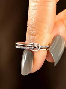 1 Peça Anel Feminino com Design de Nó de Camada Dupla Incrustado de Zircônia Cúbica e Cobre, Estilo Requintado com Design Cuidadoso, Adequado como Joia de Luxo Diária para Adicionar Charme Elegante aos seus Looks