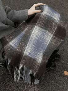 1pc Men's And Women's Autumn/Winter Korean Blue Plaid Warm Scarf, High-End Mohair Plaid Fringe Scarf Shawl, Versatile Warm Couple Scarf, Suitable For Daily Use