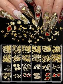 Goldene Nagelkunst Charms, goldene Schleifen, goldene Herzen, goldene Blumen, goldene Sterne, goldene Ozean-Themen Charms, goldene Edelsteine und goldene Rosen mit Aufhebewerkzeug und Pinzette für Nagelkunst Kreationen.