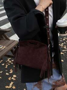 Sac bandoulière vintage mode , sac à bandoulière style bohème, sac carré à franges, rivets et décorations, sac messager décontracté pour les voyages et le quotidien, sacoche de travail portable pour les affaires, petit sac à main à franges