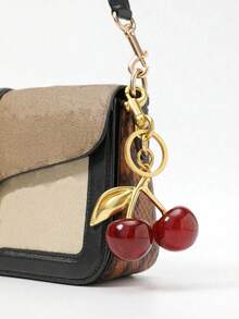 1pc Cherry Pendant, New Big Cherry Shape Crystal Pendant Key Chain, Sparkling Cherry Keyring Charm With Clip, Shiny Resin And Metal Materials, For Women Wallet And Bag Car Accessories Bag Charm School Cute Goth Y2k - 1 cái - Xem 1