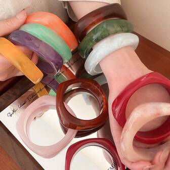 1pc Minimalist Vintage Solid Color Resin Tie Dye Square Bangle