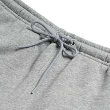 Nike Pantalones con forro térmico para hombres, joggers casuales para uso diario, viajes, entrenamiento, actividades al aire  ocio - Color gris oscuro/gris humo claro/blanco - Ver 5