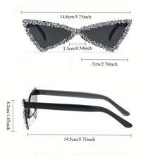 Fashion Triangle Rhinestone Sunglasses Fashion Sunglasses For Women Irregular Hip-Hop Sunshade Glasses - Màu vàng - Xem 5
