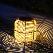 1pc Solar Powered Metal Woven Solar Lantern, Handwoven Rattan Cage Design Emits Warm Light And Casts Beautiful Shadows, And Decorative. Suitable For Christmas, Thanksgiving, Birthday Parties, Garden Parties, Outdoor Gatherings, For Patio, Garden, Backyard, Camping, And Can Be Used As A Decorative Hanging Piece In Spring And Summer.