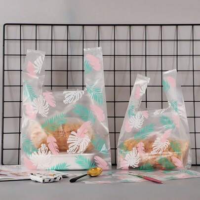 50pcs Maple Leaf Feather Reusable Tote Bags, Gift Packaging Bags, Suitable For Restaurants, Kitchens And Shopping, Kitchen Accessories, Kitchen Supplies, Kitchen Storage, Reusable, Giveaway Bags, Gift Wrapping Bags, Lunch Bags, Christmas Party Supplies, Wedding Party Supplies.
