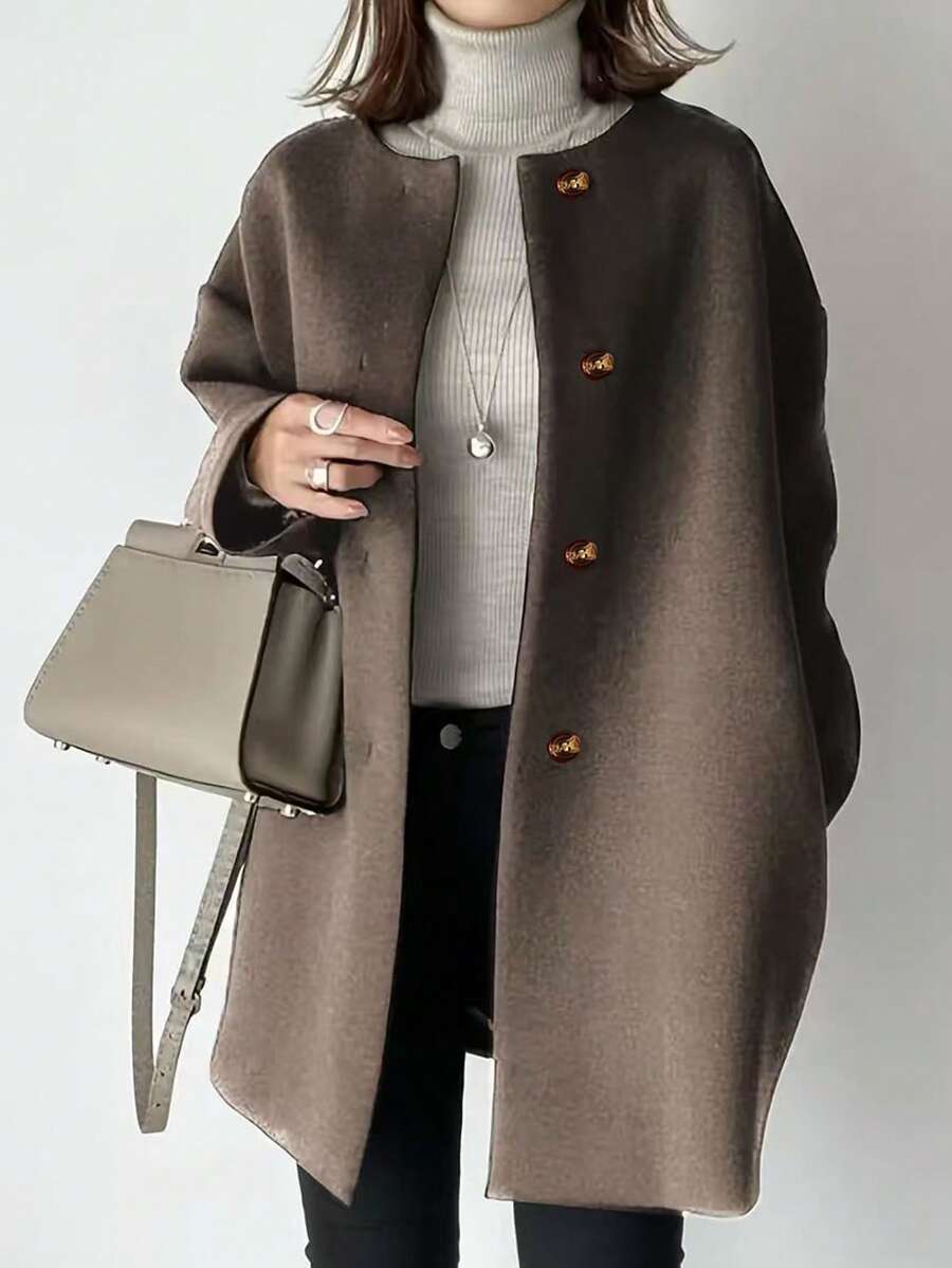 大码中长款外套，前襟纽扣，圆领，长袖，纯色外套，秋冬款