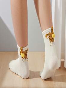 1 Pair Of White Cartoon Cat Socks, Novel And Cute Cat Socks, Interesting Mid Tube Socks, A Gift For Cat Enthusiasts