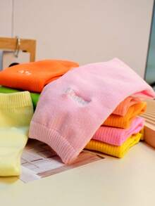 Șosete personalizate brodate cu text, logo, nume sau dată - Cadou unic pentru mamă, tată, petrecere de mireasă, Ziua Îndrăgostiților, zile de naștere, aniversări și ocazii speciale - Șosete distractive, nebunești, multicolore, pentru bărbați și femei, cupluri, prieteni și familie