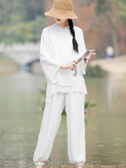 LUCIDVUE Bộ Hanfu trắng cải tiến 2 món dành cho nữ, kiểu dáng bất đối xứng Trung Quốc, áo tay loe cài cúc cổ điển bằng vải lanh và quần ống rộng thoải mái, thích hợp cho các buổi trà đạo mùa xuân/hè, yoga, thái cực quyền.