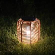 1pc Solar Powered Metal Woven Solar Lantern, Handwoven Rattan Cage Design Emits Warm Light And Casts Beautiful Shadows, And Decorative. Suitable For Christmas, Thanksgiving, Birthday Parties, Garden Parties, Outdoor Gatherings, For Patio, Garden, Backyard, Camping, And Can Be Used As A Decorative Hanging Piece In Spring And Summer.