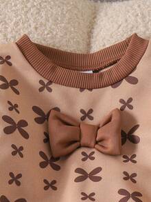 2pcs Baby Girls Casual Minimalist 3D Bow Ruffle Trim Long Sleeve Top And Pants Set, Spring/Autumn - Coffee Brown - View 3