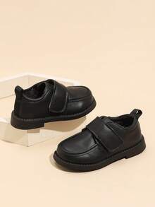 Zapatos casuales de correr con suela blanda y superficie suave con cierre de gancho y bucle para niños, zapatillas de estilo británico para escuela primaria/secundaria, moda de campus para niños - Negro - Ver 6