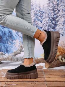 1 par de botas de moda para mujer, nuevo estilo deslizante para el invierno, conveniente de usar, botas de nieve de bloques de color, resistentes al frío, antideslizantes, de caña baja, con suela moldeada de PU